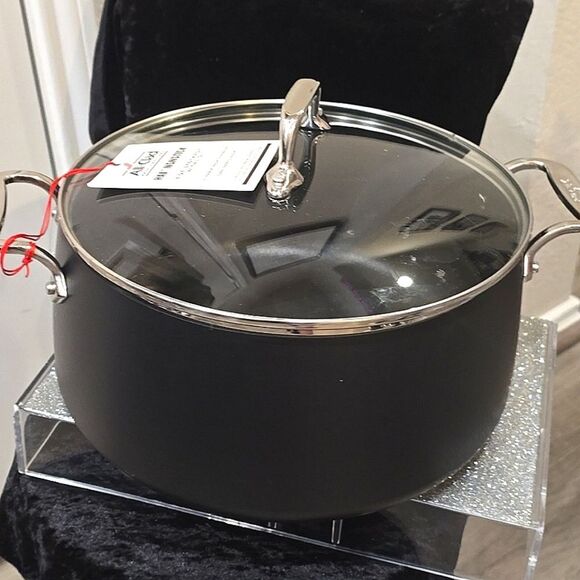 All-Clad HA1 Non-Stick 8QT Stock Pot w/Lid - Picture 6 of 8